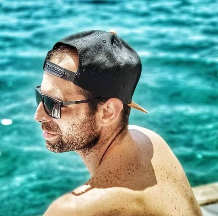 Dwayne - Ussel - Corrèze | Rencontre libertine